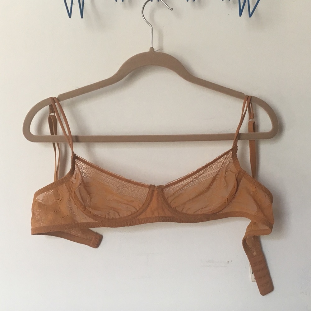 Abstract lace balconette bra